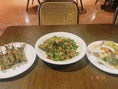 -肆海小川菜酒馆Wine Bistro (青年路店)