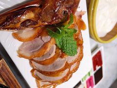 德胜枣木烤鸭-雀蓝川菜(奥体广场店)