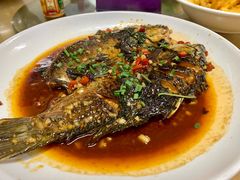 香煎鲫鱼-呷得家常菜馆(王公塘店)