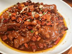 香辣美容猪蹄-双流老妈兔头(荟聚店)