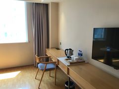 -全季酒店(石家庄裕华东路万达广场店)