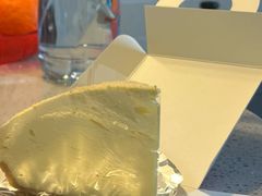 -85度C(生甜甜圈研究工坊·上海松江人民北路店)