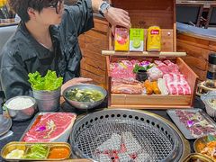 -何发发和牛烧肉·鳗鱼榴莲放题自助(乐峰广场店)