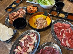 -山居屋炭火烧肉(厚街万达店)