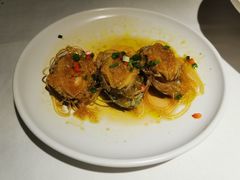 蒜蓉粉丝蒸鲍鱼-大鸭梨烤鸭(枣园店)