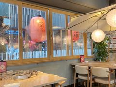 大堂-日进一片海.生腌海鲜火锅.宵夜烧烤(三里屯总店)