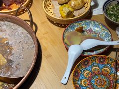 -洱火云南酸菜牛肉火锅(石景山当代商城店)