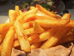 -春树下·树屋花房西餐厅(罍街AS1980店)