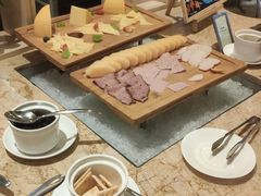 -大中华希尔顿酒店-念自助餐·嗨啤·小龙虾