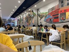 大堂-江城燕子大排档(江汉路步行街店)