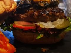 -HIGH FIVE哈福手工汉堡(桂林路店)