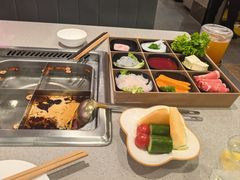 -海底捞火锅(高新万达广场店)