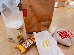 -麦当劳(杭州西湖银泰百货店)