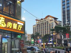-花儿穆萨·烤肉餐厅(石马坪店)