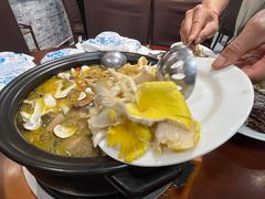 -菌之家·专业纯野生菌火锅·特色炒菌