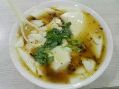-多嘴肉蟹煲(万达店)