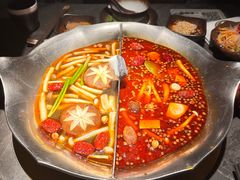 -湊湊火锅·茶憩(杭州湖滨银泰in77店)