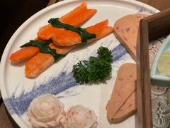 -得意咚瓜·顺德鱼生·冬瓜火锅(深圳首店)