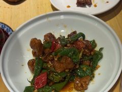 -关东小磨东北菜(上海长风大悦城店)