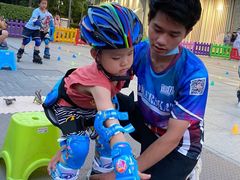 -悦动体能篮球羽毛球网球(三里河店)