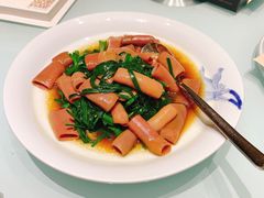 韭菜炒海肠-新海渔港·胶东海鲜家常菜·家宴(奥体中心店)