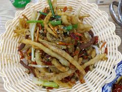 -江城燕子大排档(江汉路步行街店)