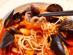 海鲜炒码面-炒码先生·韩餐炸鸡披萨(西塔店)
