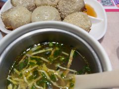 -小杨生煎(金山百联购物中心3楼店)