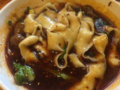 -秦云老太婆摊摊面(蓝光锦绣店)