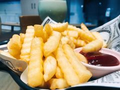 炸薯条-瞄一喵猫咖(格力海岸店)