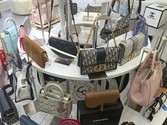 -六六奢品·vintage中古·回收二手奢侈品包包手表首饰(环球港店)