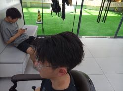 -尤司男士国潮理发馆