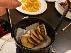 酥皮肉夹馍-甄御•海鲜新青岛菜(麦岛店)