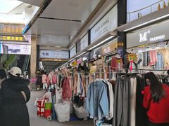 -广州白马服装市场