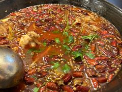 -鸿顺老铁锅美蛙鱼府(解放碑店)