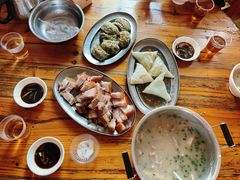 灵魂酱料-洲心明记烧肉大粥(总店)