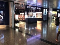 -樟宜机场免税店