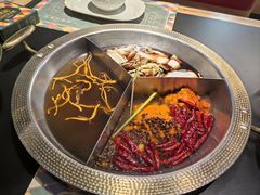 -廖掌柜·重庆鲜货火锅(上海首店)