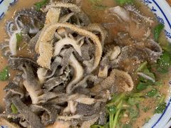 老北京爆肚-门框胡同百年卤煮(新街口店)