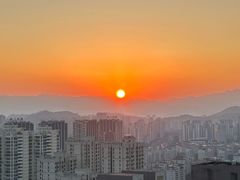 -雍和会海鲜姿造自助(湖东路店)