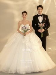 -巴黎春天婚纱摄影(临安店)