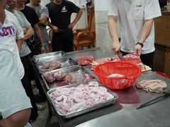-标记美食新鲜猪杂(兴南大道店)