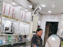 -朱师傅眼镜·蔡司·依视路·尼康(市先进店)