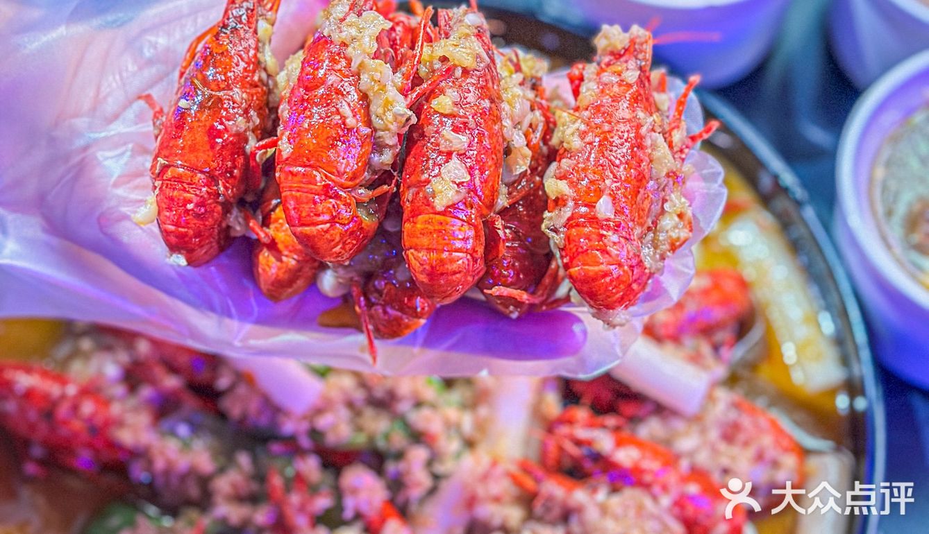 🔥夜生活正确打开方式👏🏻龙虾🦞烧烤加好友