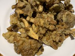 软炸兴安岭小姬菇-95号酱骨·一块豆腐(展春园西路店)