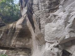 -伍山海滨石窟
