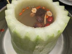 -得意咚瓜·顺德鱼生·冬瓜火锅(深圳首店)