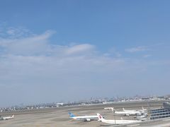 -上海中航虹桥机场泊悦酒店