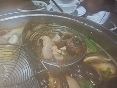 -仄园围炉坊·牛肉火锅·汕头卤水火锅(蛇口店)