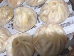 -馋三尺蟹粉小笼(人民广场店)